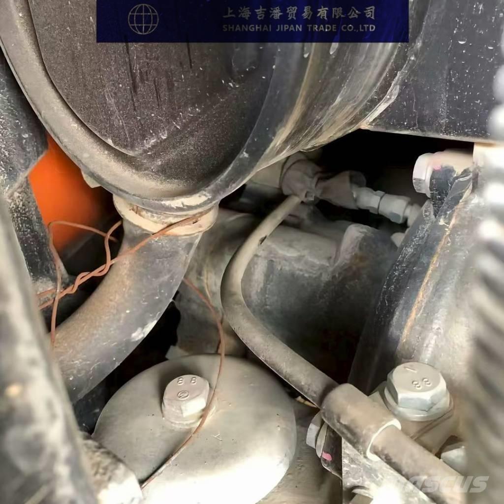 Hitachi ZX 55 대형 굴삭기 29톤 이상