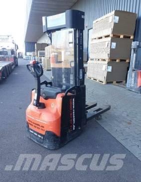 Toyota BT SWE 160 L 핸드 파레트 스태커