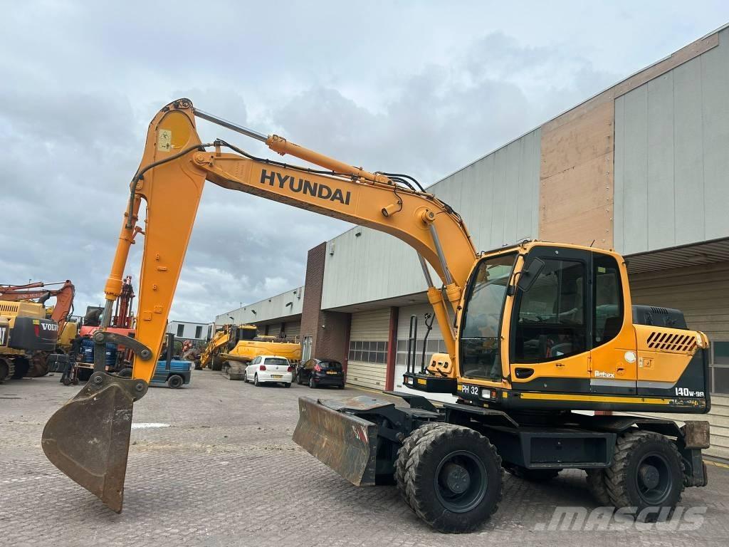 Hyundai 140W-9A  휠 굴삭기