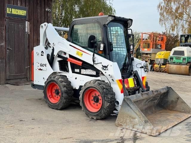 Bobcat S 530  스키드로더