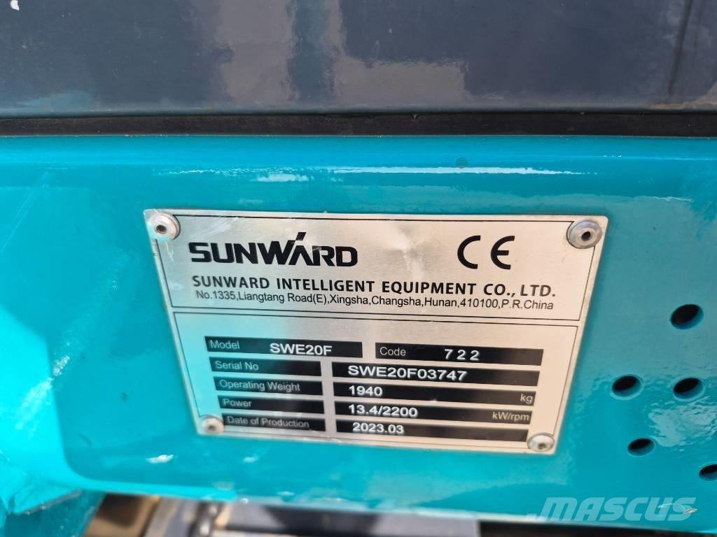 Sunward SWE 20 F 소형 굴삭기 7톤 미만