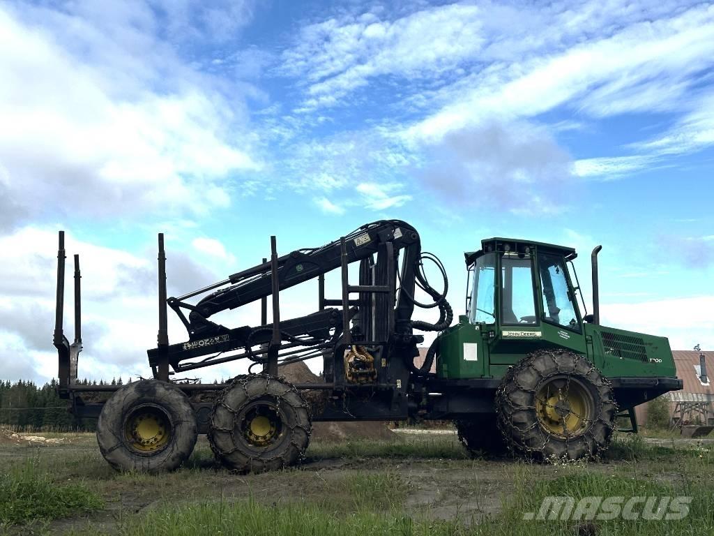John Deere 1110 D 원목 포워더