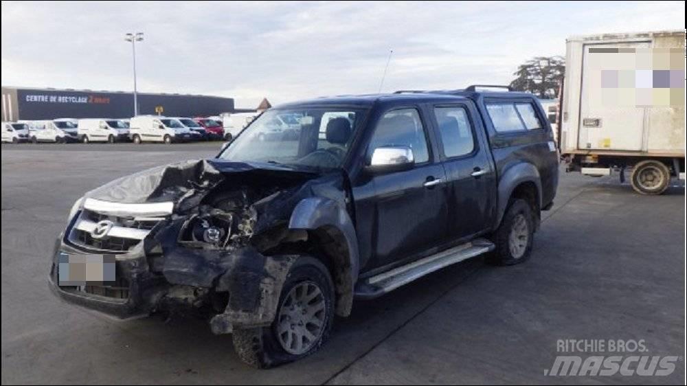 Mazda BT-50 패널 화물차