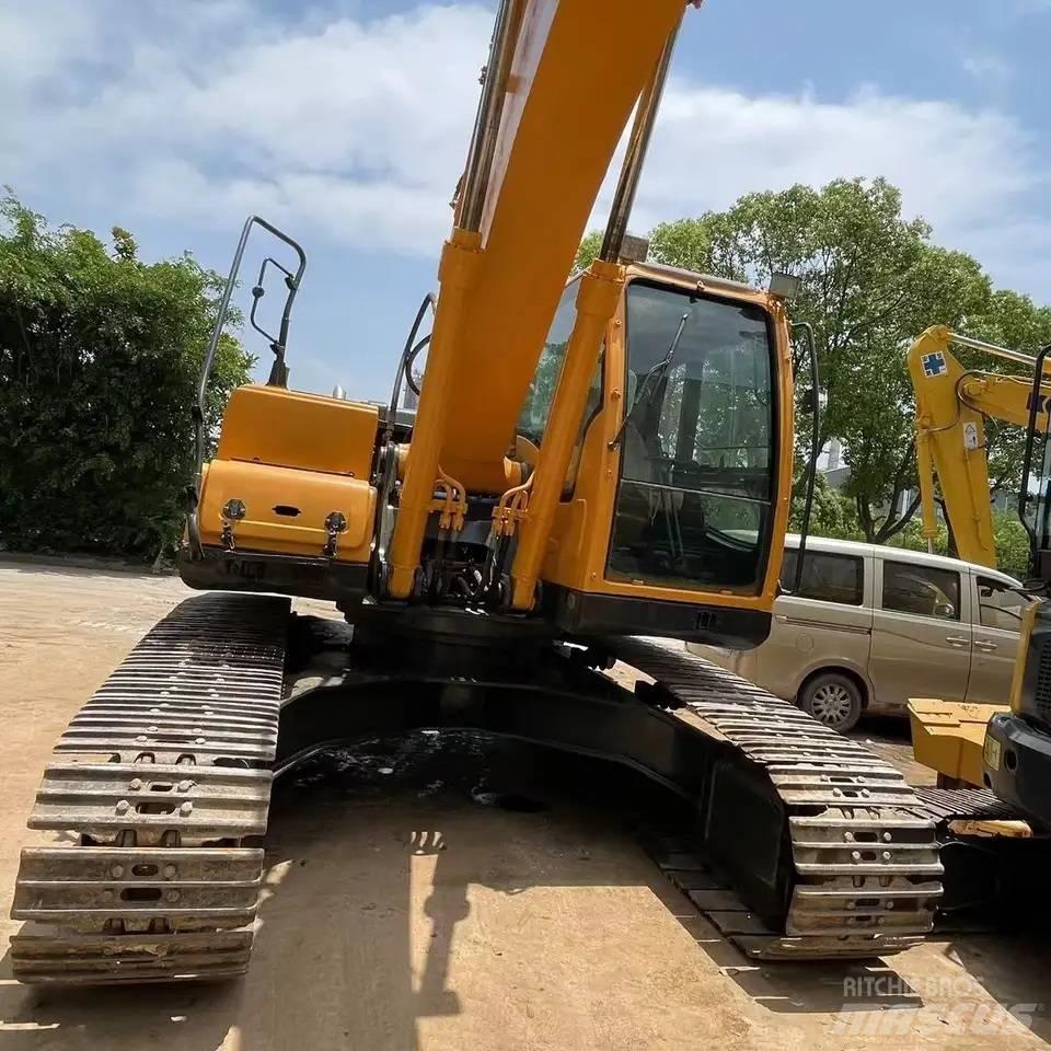 Hyundai R220-9s 대형 굴삭기 29톤 이상