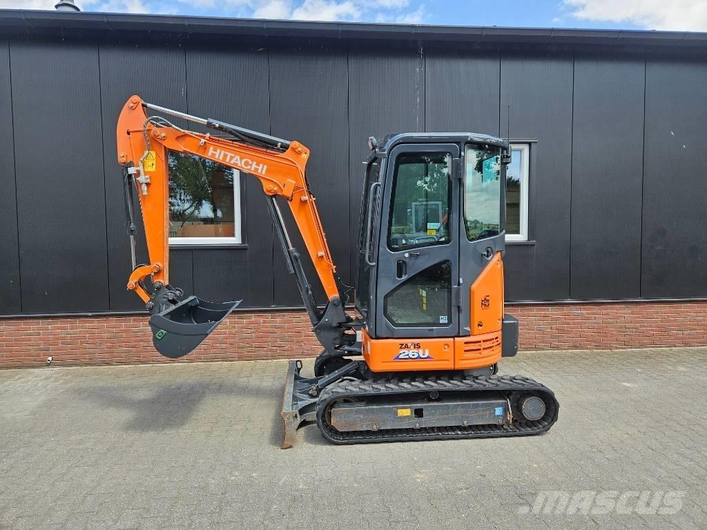 Hitachi ZX 26 소형 굴삭기 7톤 미만