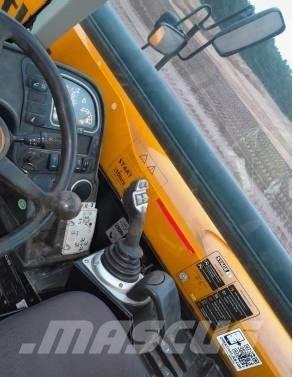 JCB 540-140 텔러 핸들러
