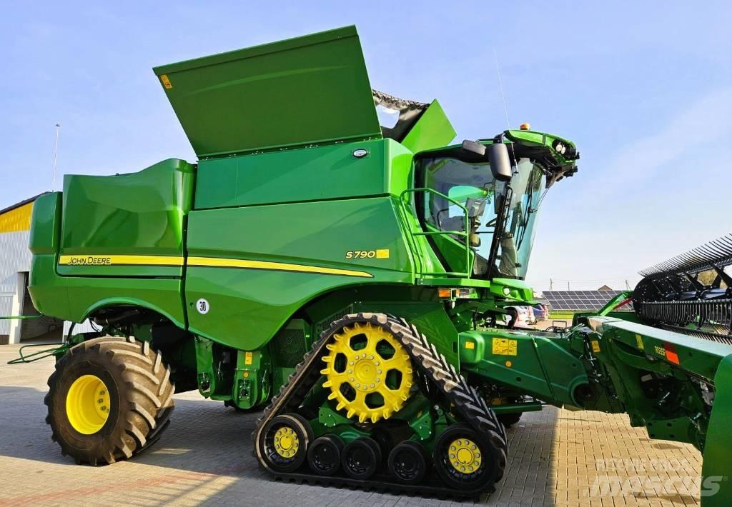John Deere S790 콤바인 수확기