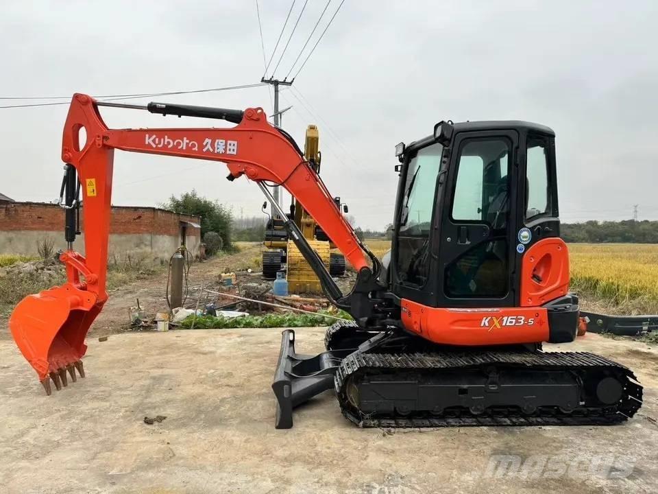 Kubota KX163-5 소형 굴삭기 7톤 미만