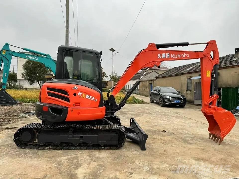 Kubota KX163-5 소형 굴삭기 7톤 미만