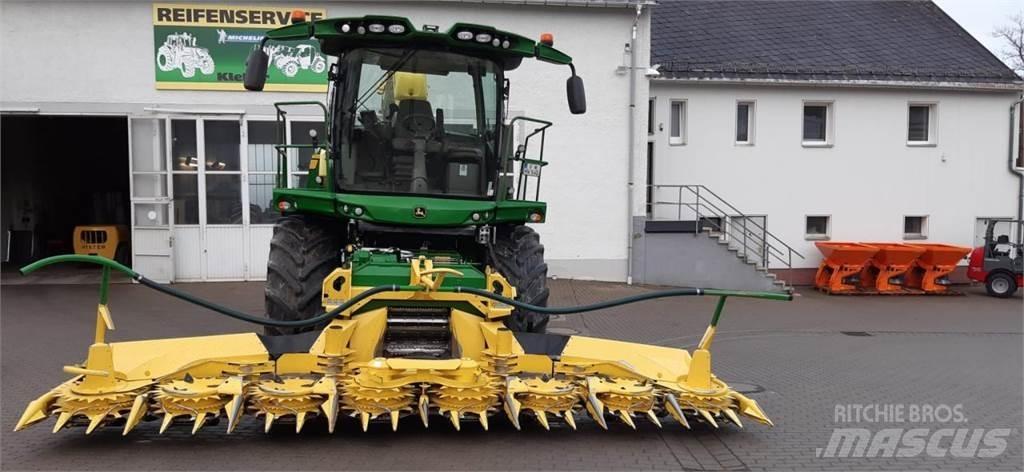 John Deere 8400i 자동 초지기계