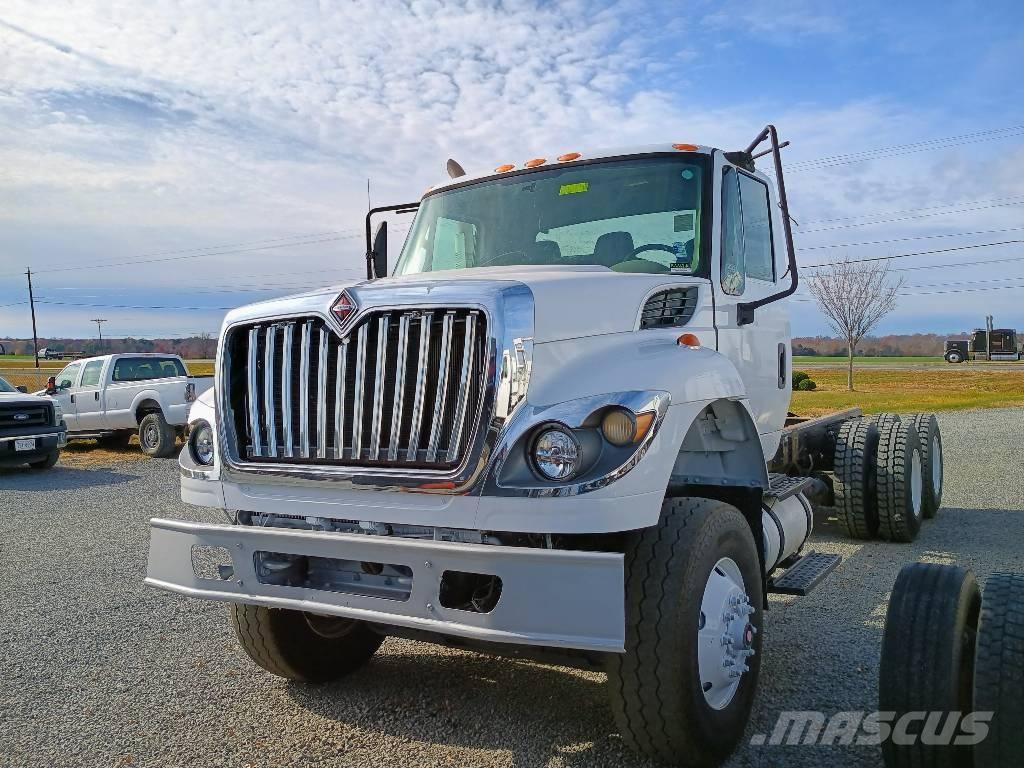 International 7400 새시 운전실 트럭