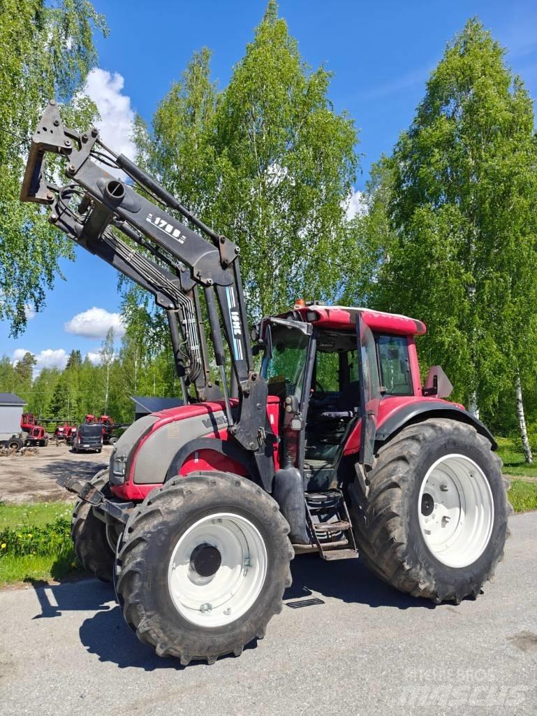 Valtra C 150 트랙터
