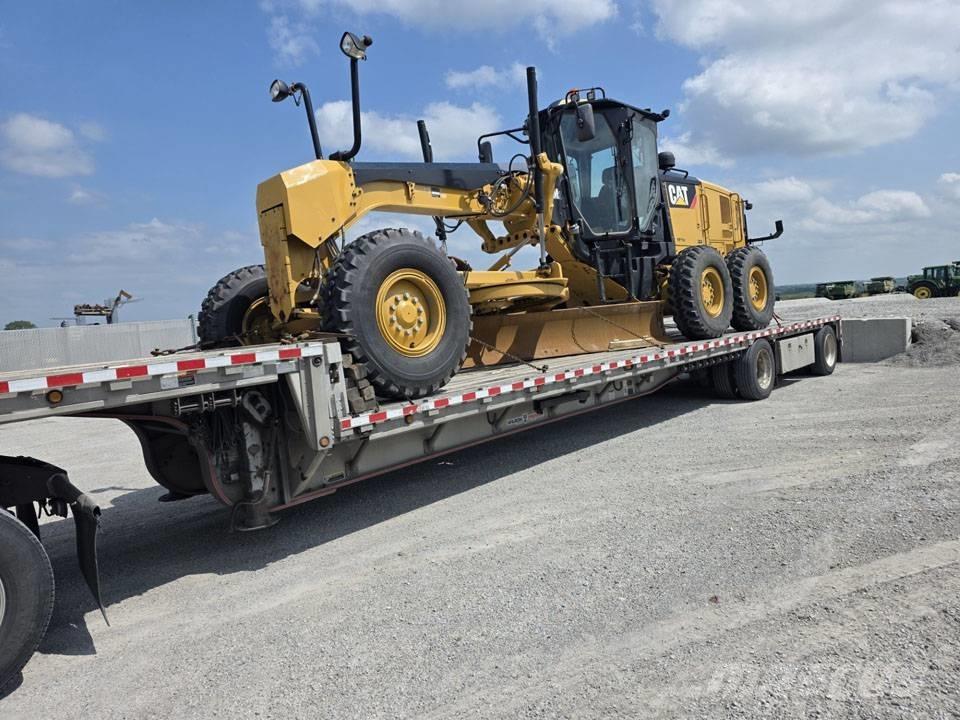 CAT 140 M 2 그레이더