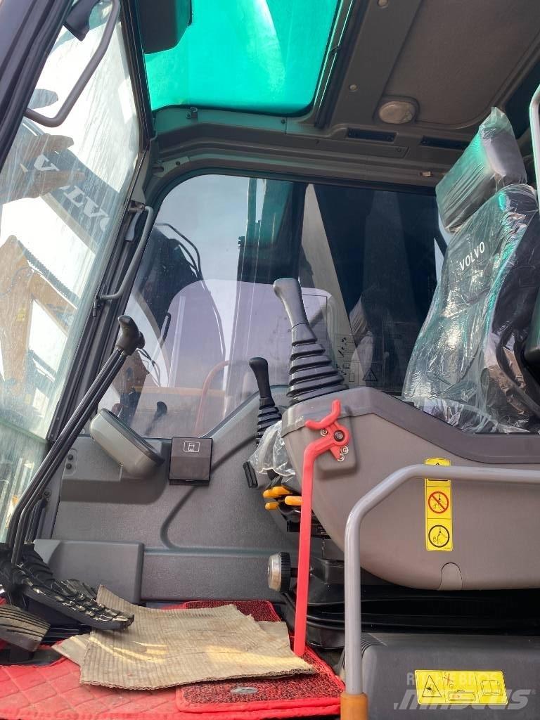 Volvo EC 290D 대형 굴삭기 29톤 이상