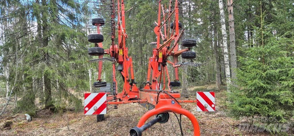 Kuhn GA 8121 윈드로어