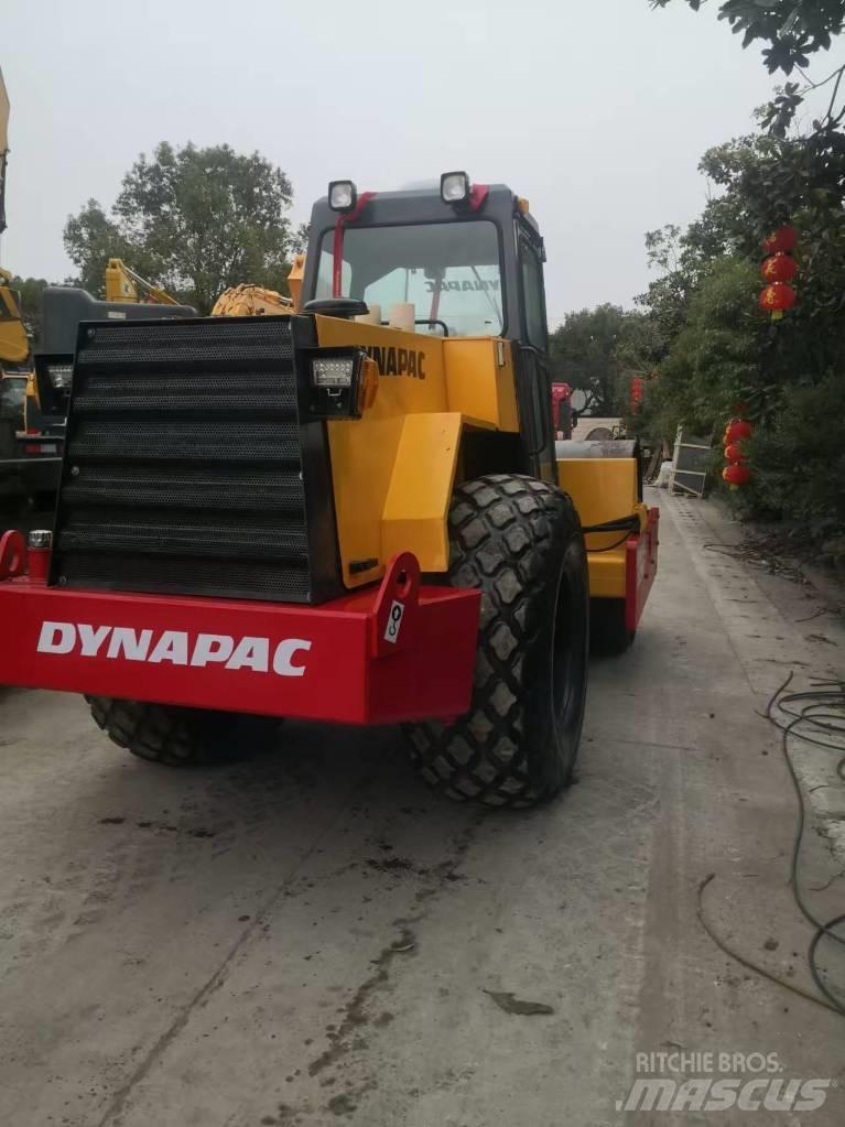 Dynapac CA 301 D 싱글 드럼 롤러