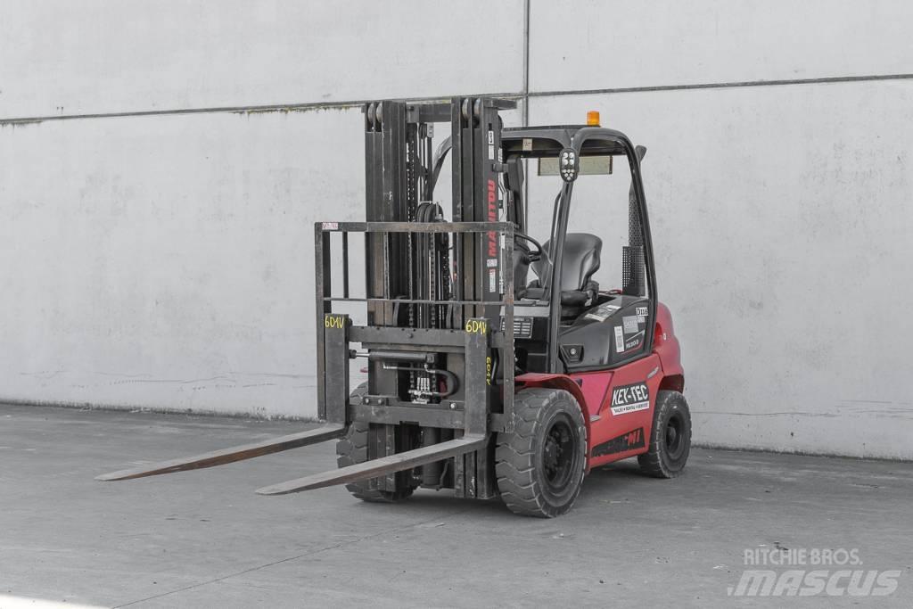 Manitou MI 30 D 디젤 지게차