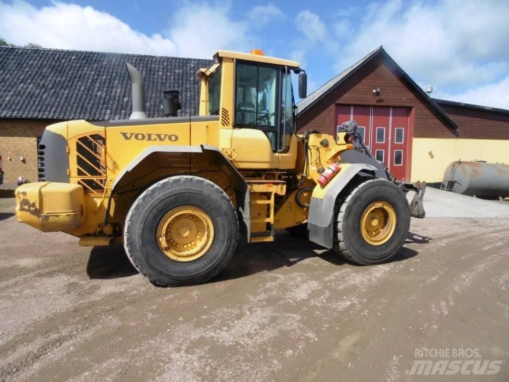 Volvo L 120 F  휠로우더