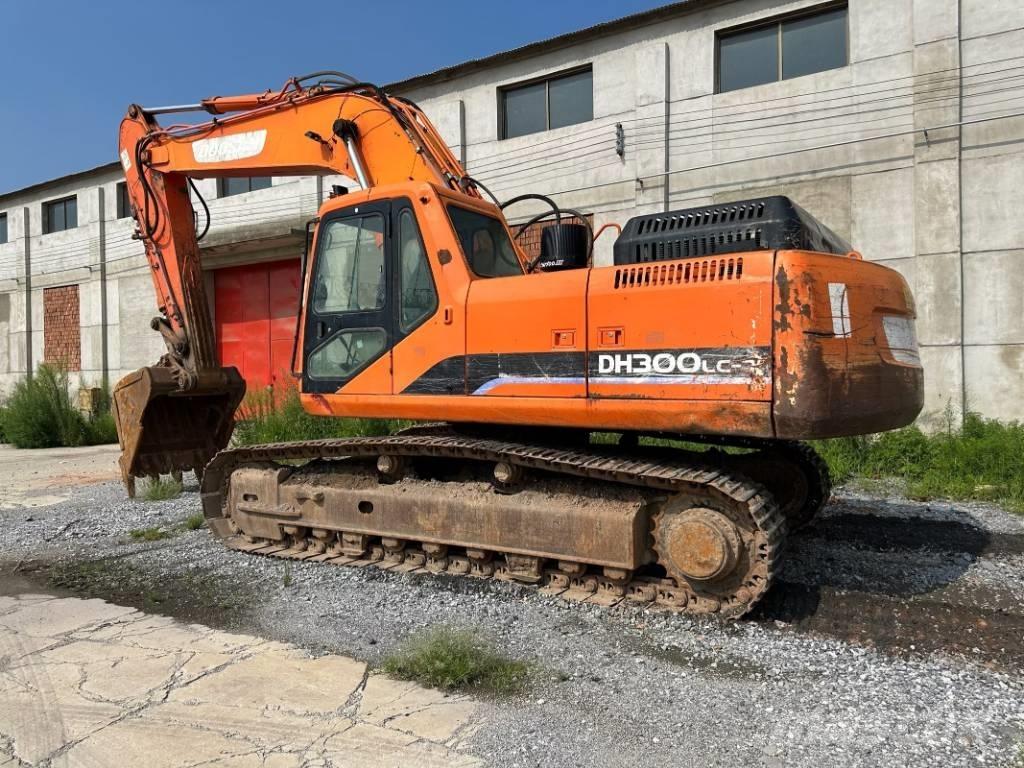 Doosan DH300 대형 굴삭기 29톤 이상