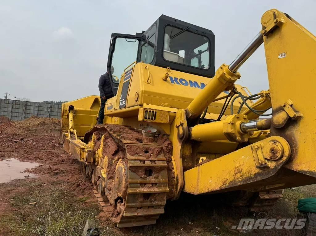 Komatsu D 375 A 크롤러 도저