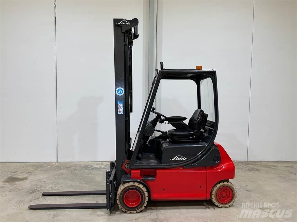 Linde E18P 02 전동 지게차