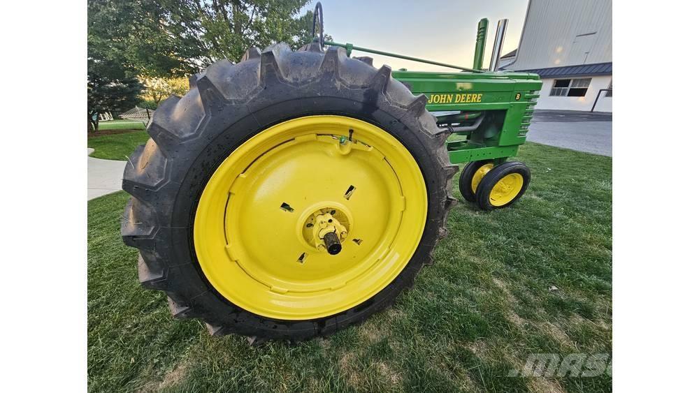 John Deere B 굴삭기