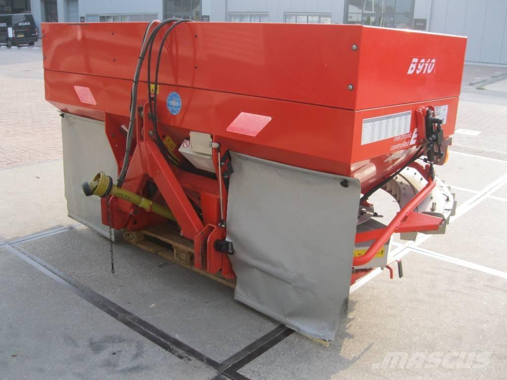 Rauch Axera 1102 M/W 미네랄 살포기