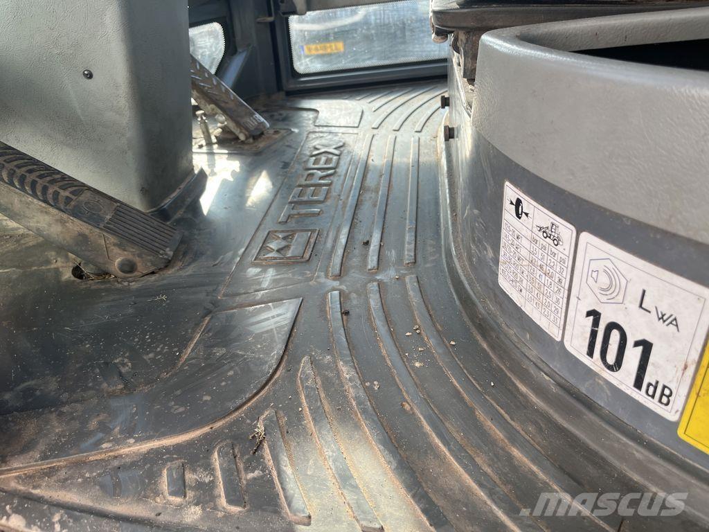 Terex TL100  휠로우더