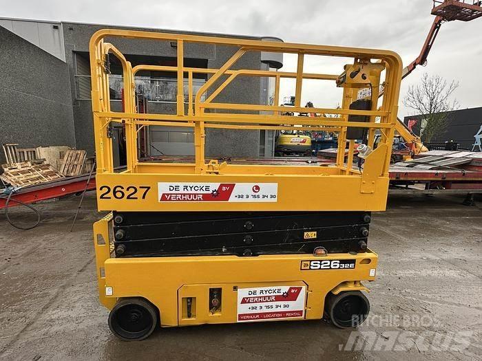 JCB S2632E 가위형 리프트