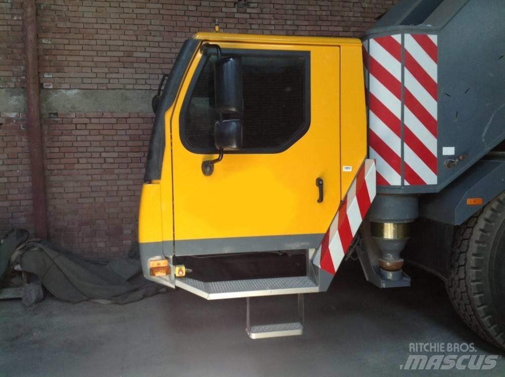 Liebherr LG 1750 A/T 크레인