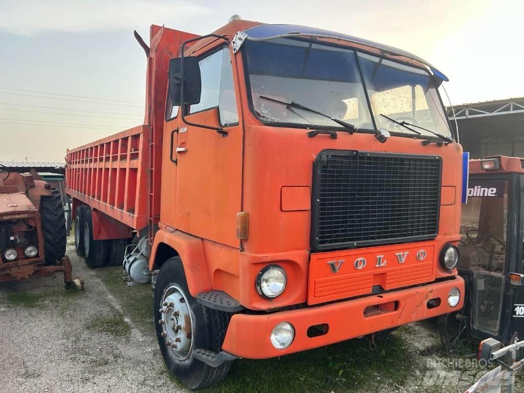 Volvo F 88 덤프 트럭