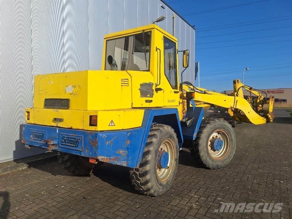 Schaeff SKS 661  휠로우더