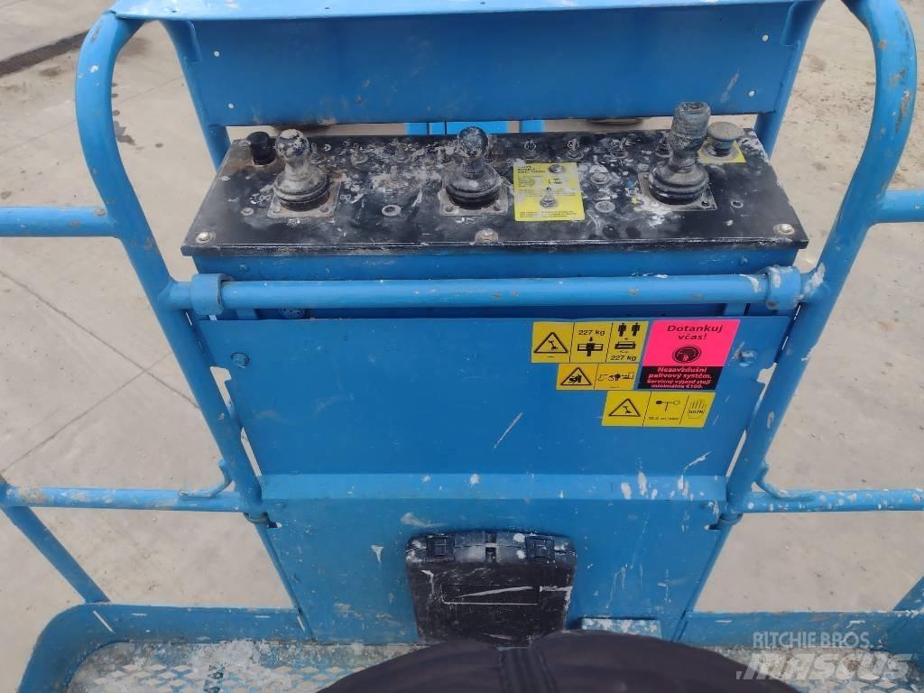 Genie Z 45/25 RT 관절형 전동이동 리프트