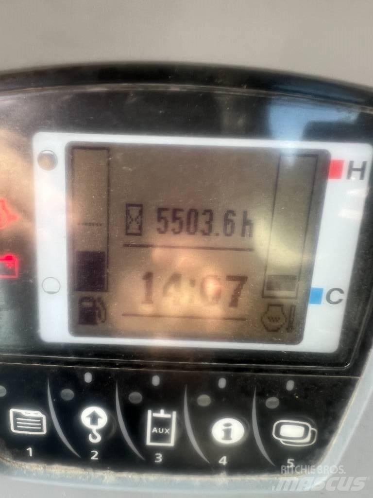 Kubota KX 080-4 중형굴삭기 7톤-28톤