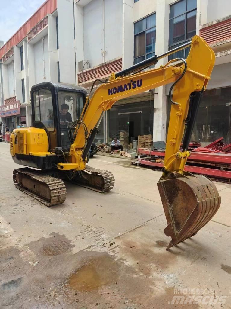 Komatsu PC 35 R-8 대형 굴삭기 29톤 이상