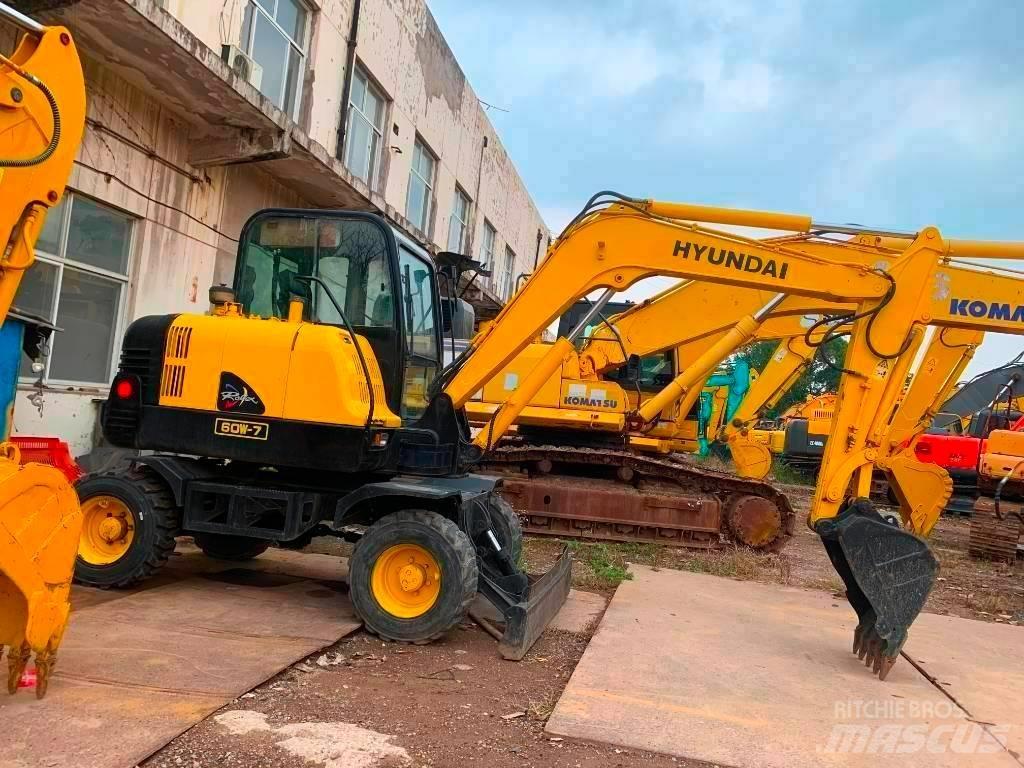 Hyundai Robex 60 W-7  휠 굴삭기