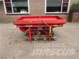 Lely Centerliner 미네랄 살포기