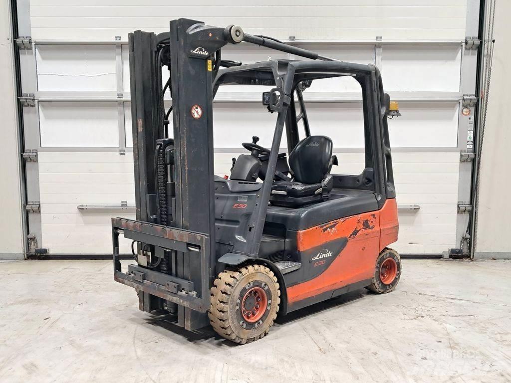 Linde E30L-01 전동 지게차