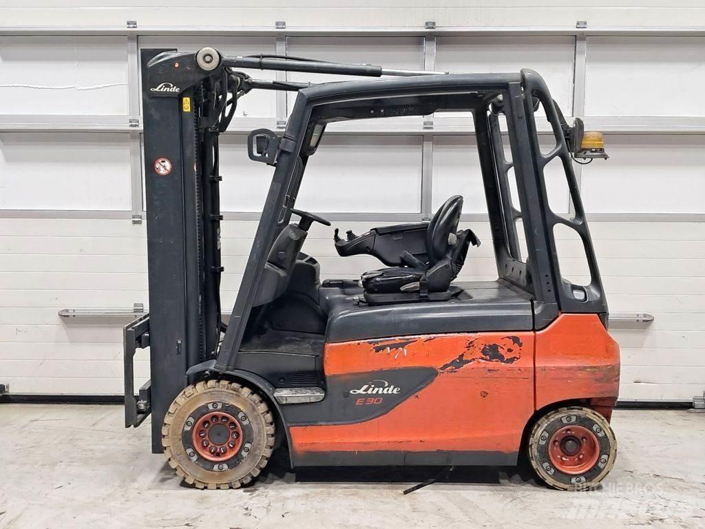 Linde E30L-01 전동 지게차