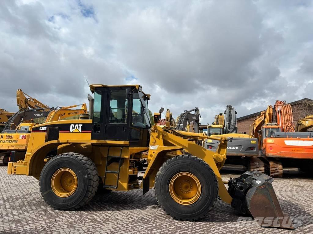 CAT 938 G  휠로우더