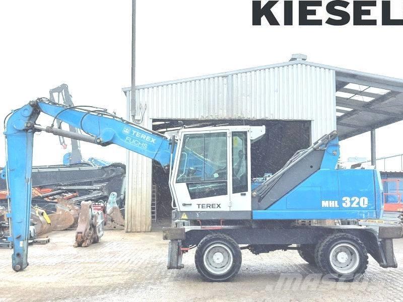 Fuchs MHL 320 D 폐기물/산업 처리기