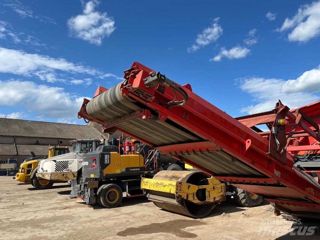 Sandvik QE 141 이동식 선별기