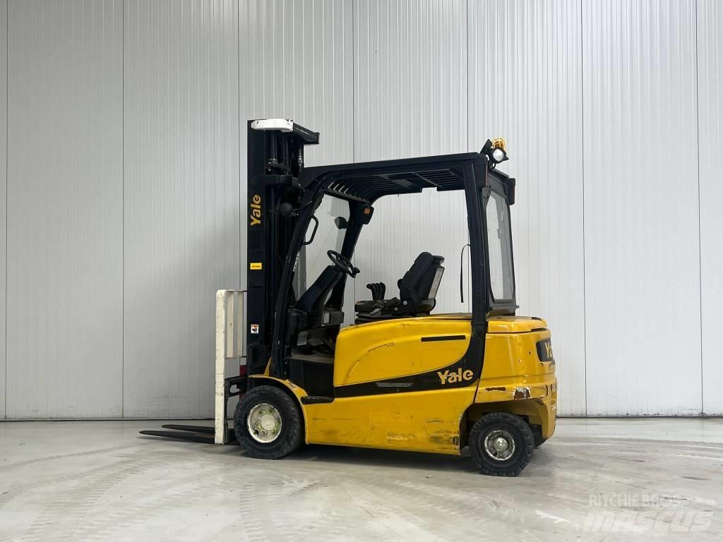 Yale ERP30VL 전동 지게차