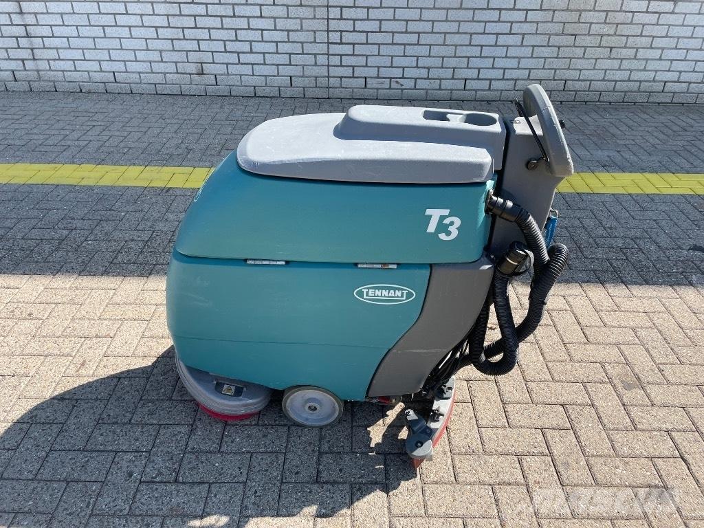 Tennant T 3 도로 청소차