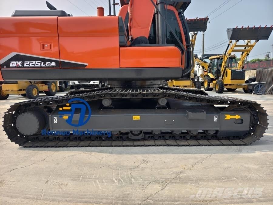 Doosan DX 225 LCA 대형 굴삭기 29톤 이상