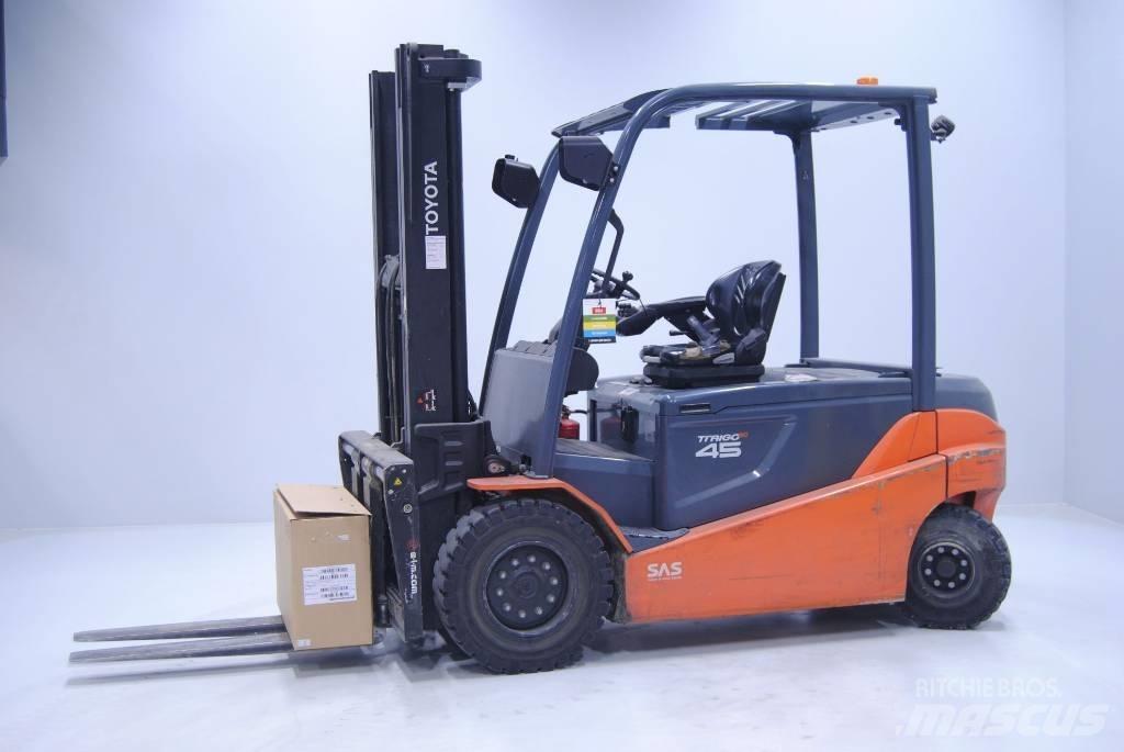 Toyota 8FBMT45 전동 지게차