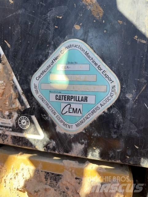 CAT 320F 대형 굴삭기 29톤 이상