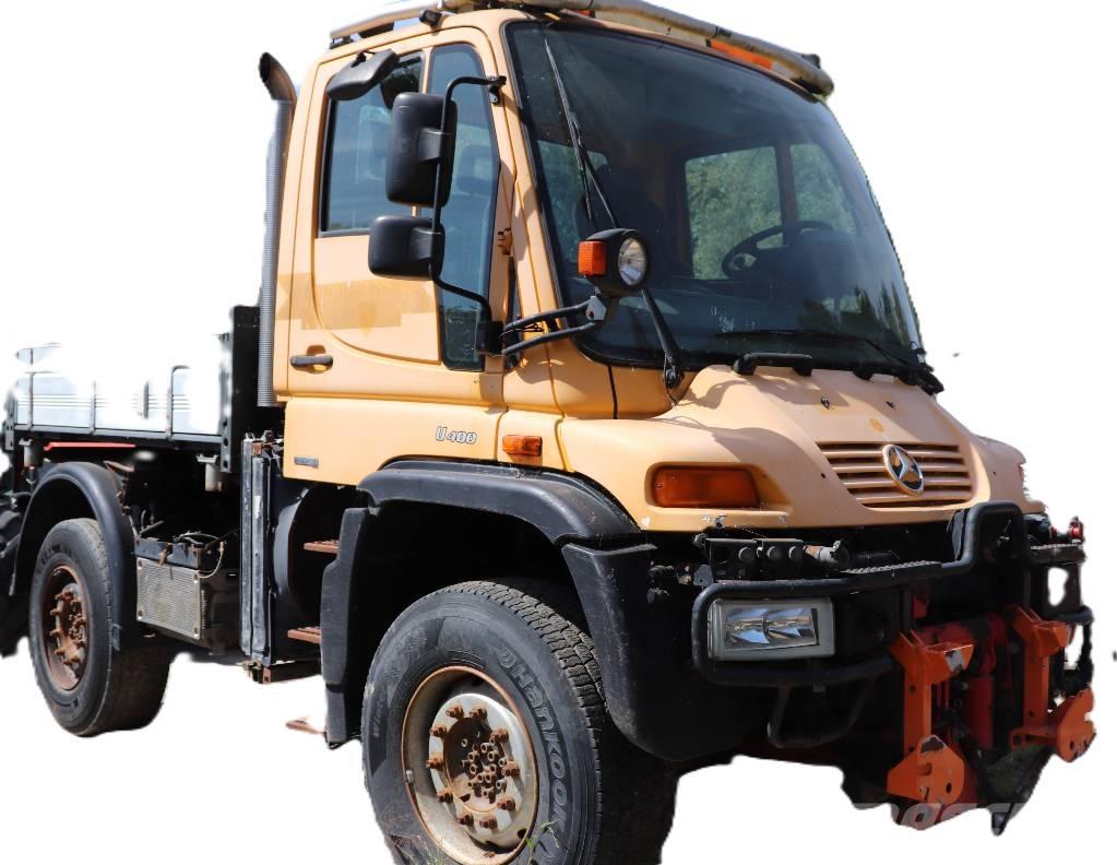 Unimog U400 플랫베드/드롭사이드 트럭