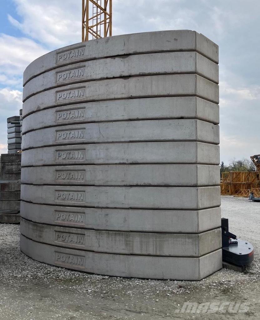 Potain Igo T 130 자동 크레인