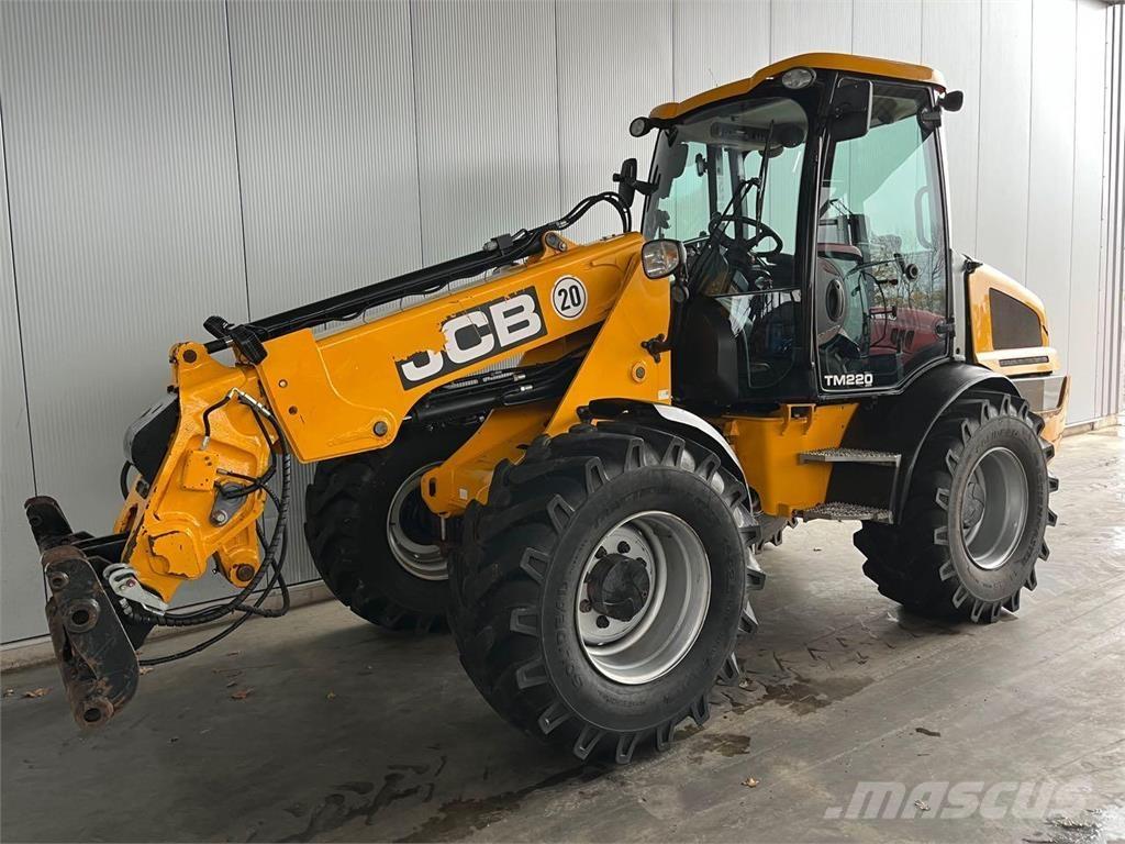 JCB TM 220 Agri  휠로우더